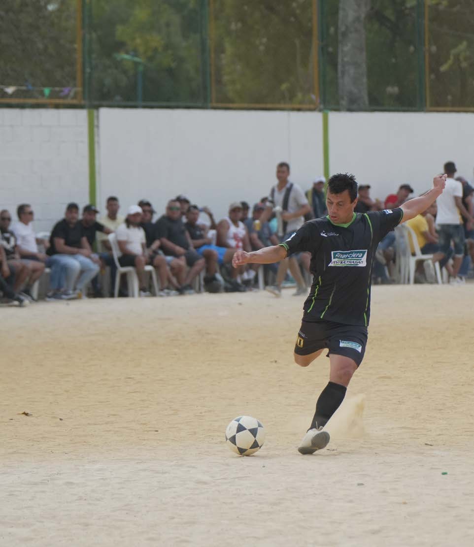 Participantes en una actividad recreativa y deportiva